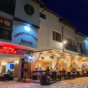 Family House Oreha Guest house